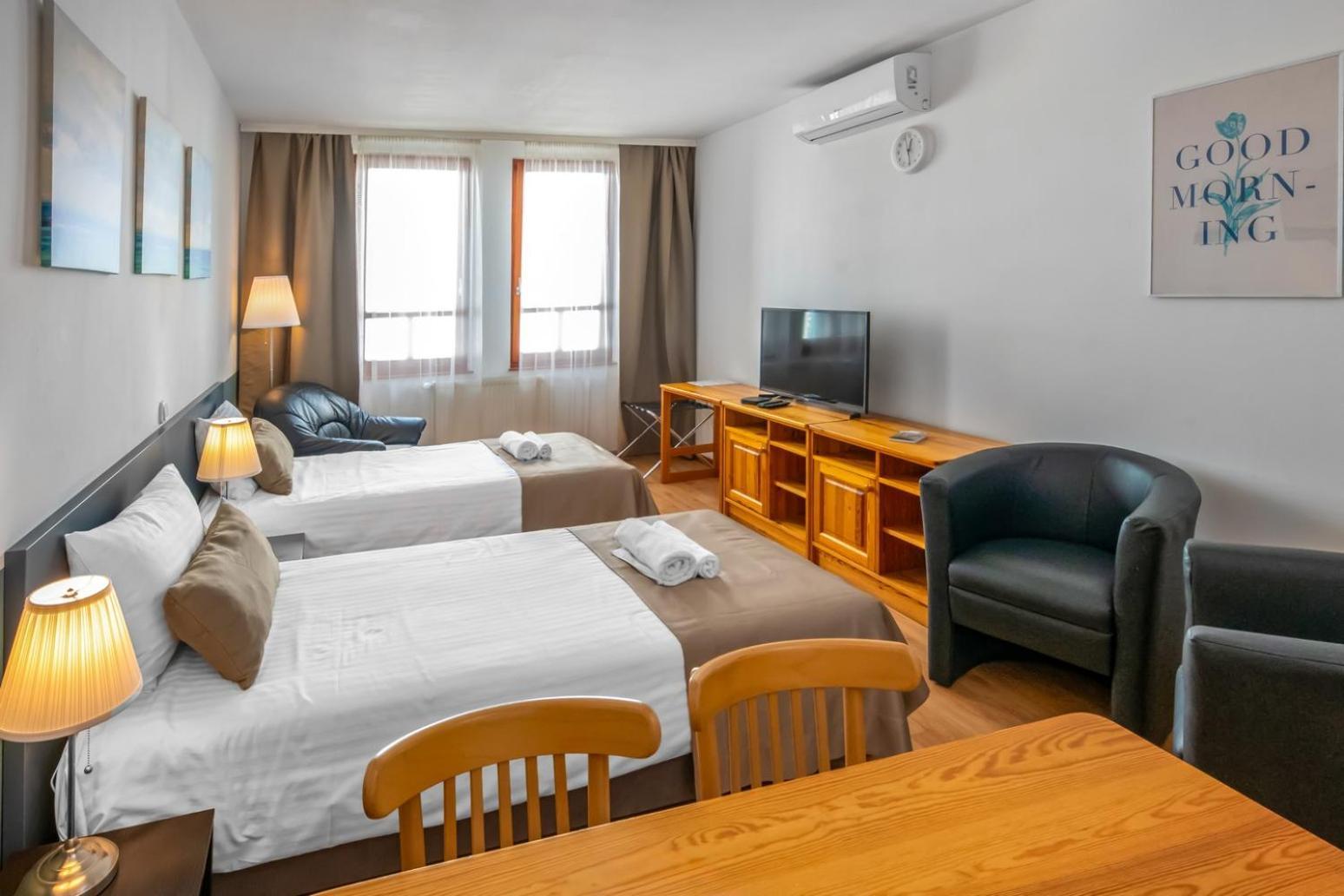 Corvin Apartahotel *
